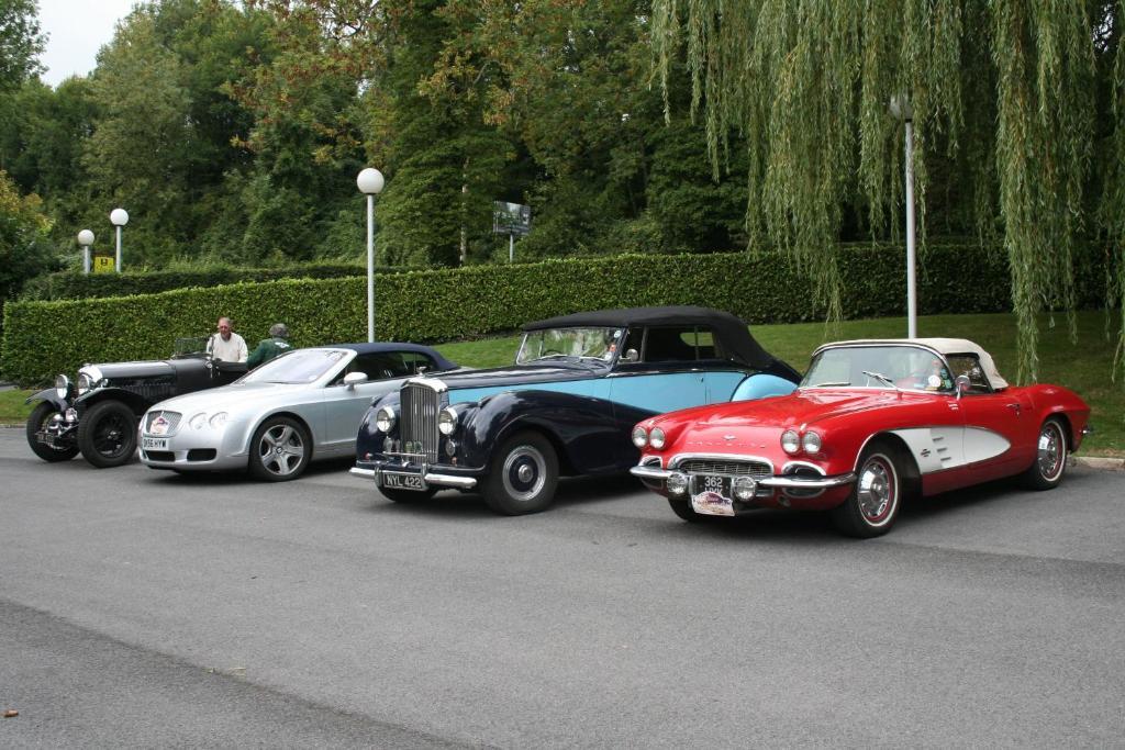 Le Domaine De Mombreux Hotel Lumbres Bagian luar foto