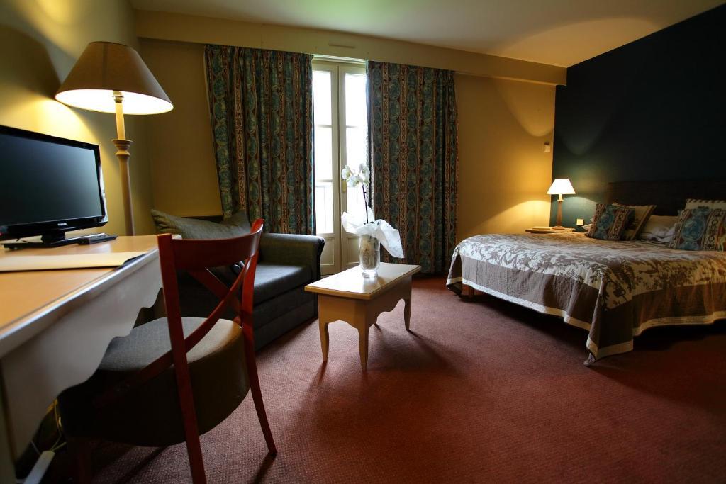 Le Domaine De Mombreux Hotel Lumbres Ruang foto