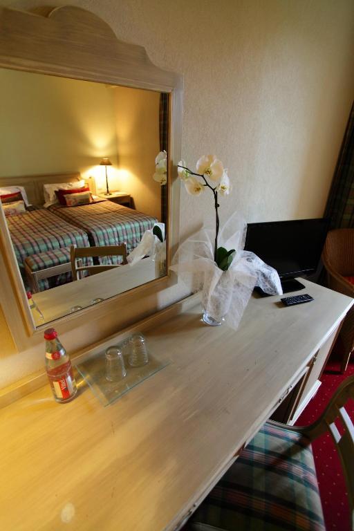 Le Domaine De Mombreux Hotel Lumbres Ruang foto