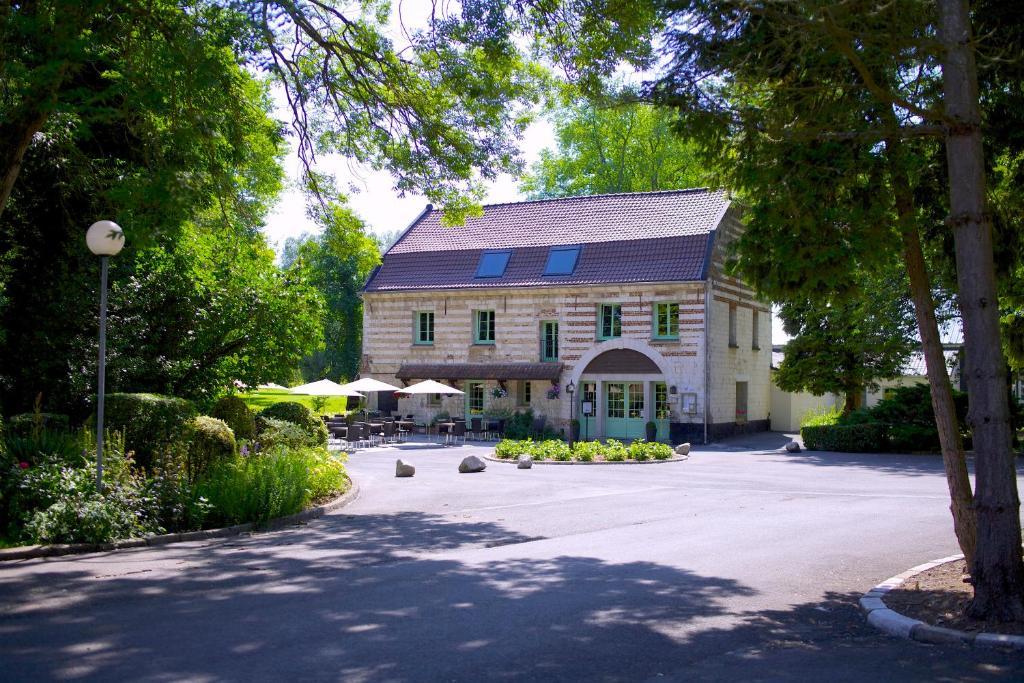 Le Domaine De Mombreux Hotel Lumbres Bagian luar foto
